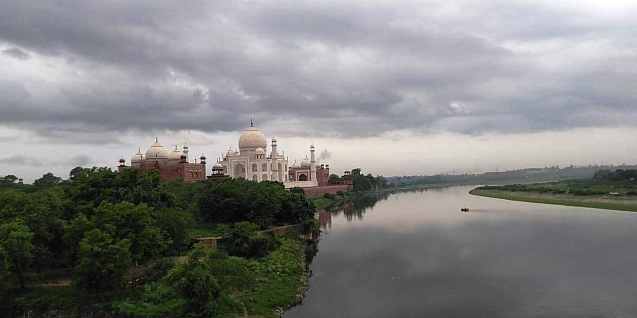Zigzag Homestay Agra  Esterno foto