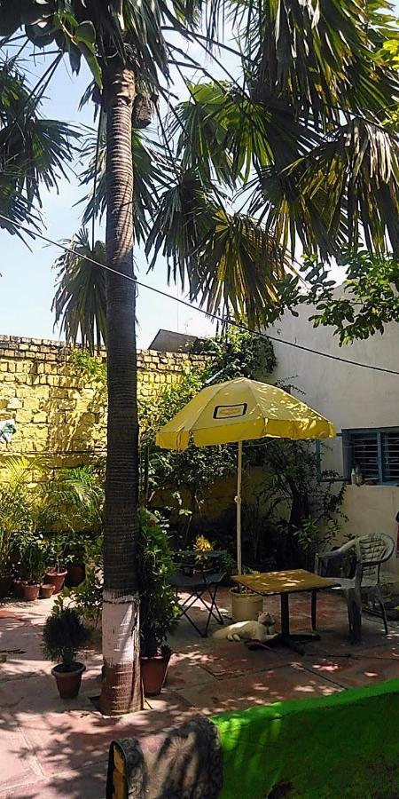 Zigzag Homestay Agra  Esterno foto
