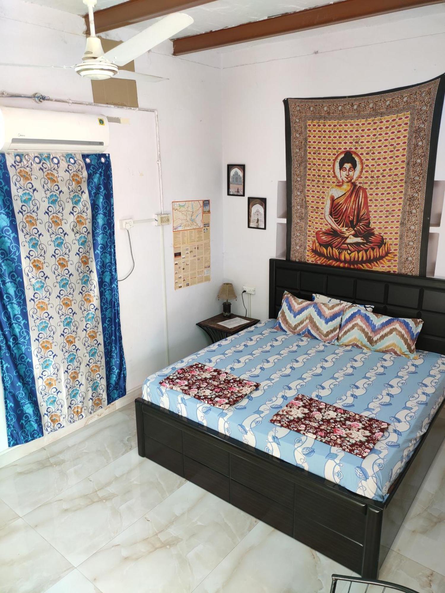 Zigzag Homestay Agra  Esterno foto