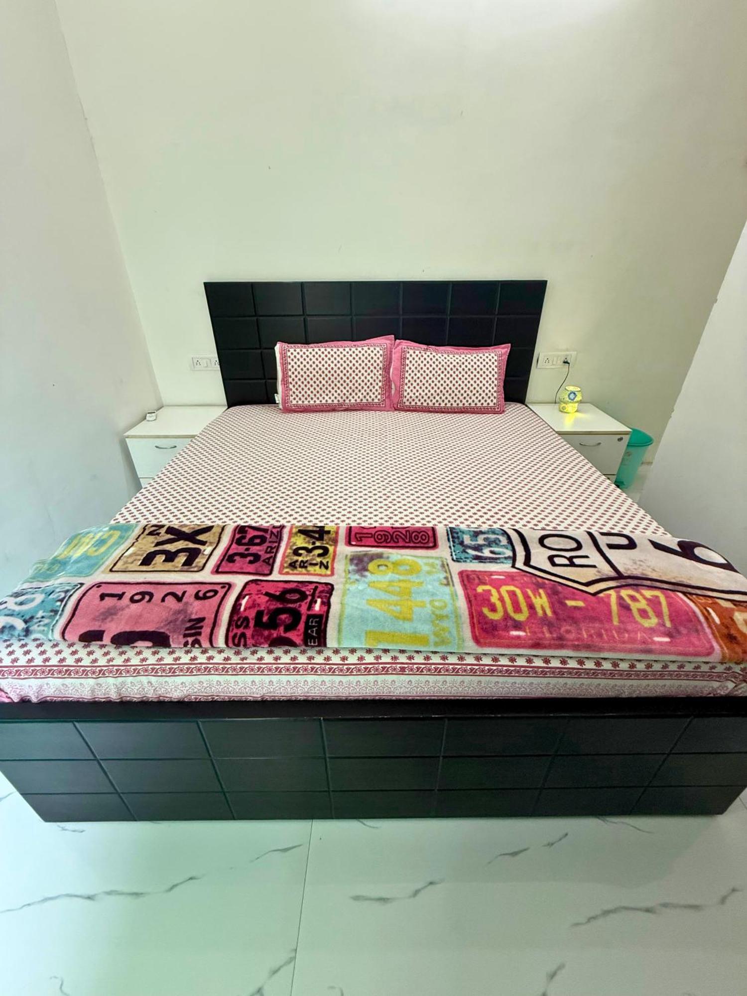 Zigzag Homestay Agra  Esterno foto